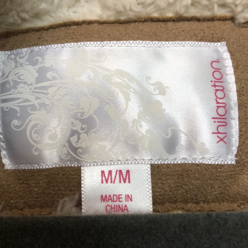 Tan vest - Picture 6 of 7